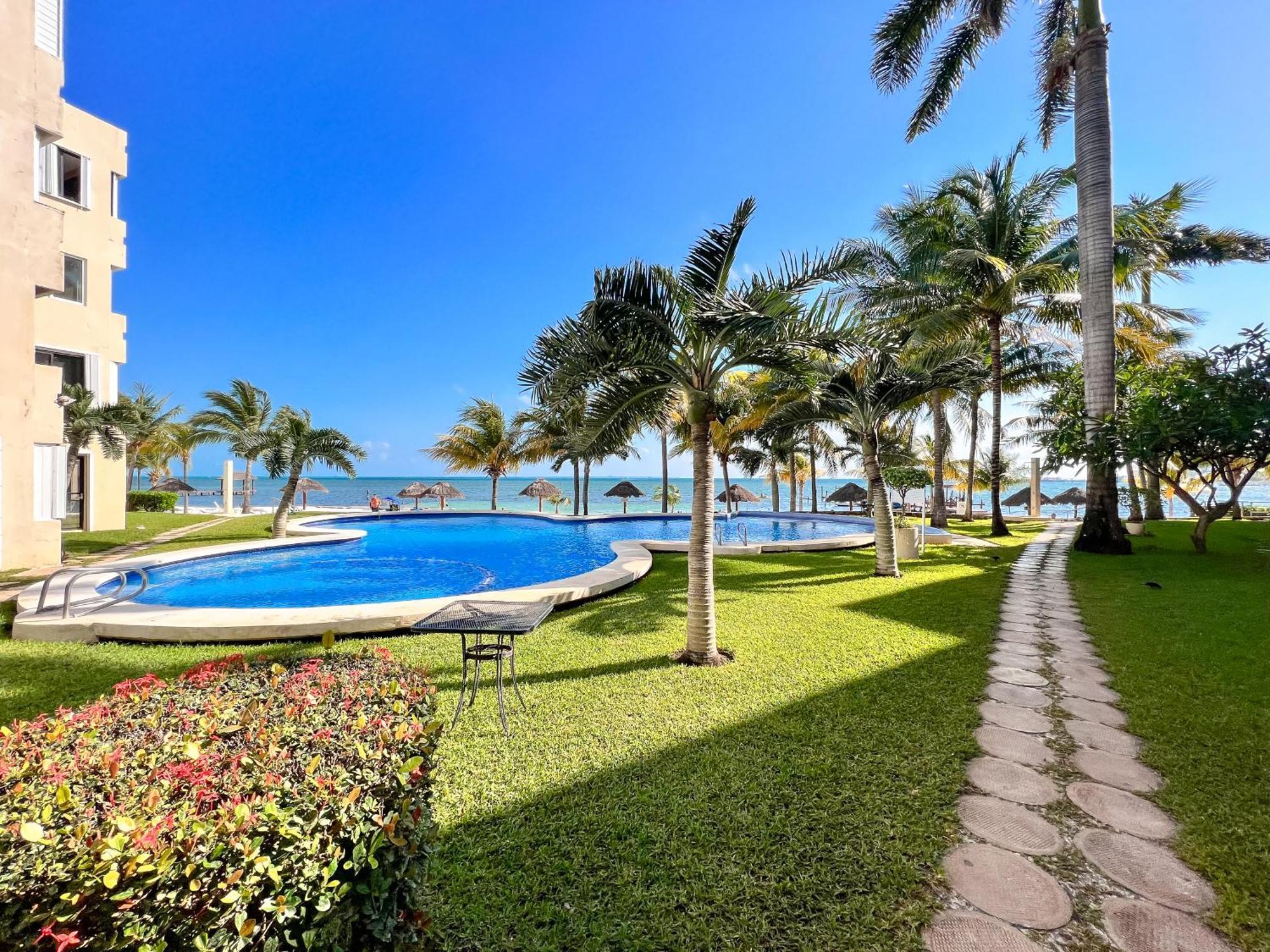 Bello Mar De Cancun, Beautiful 2Br 2Ba Condo Overlooking Beach Spectacular View! Exterior photo