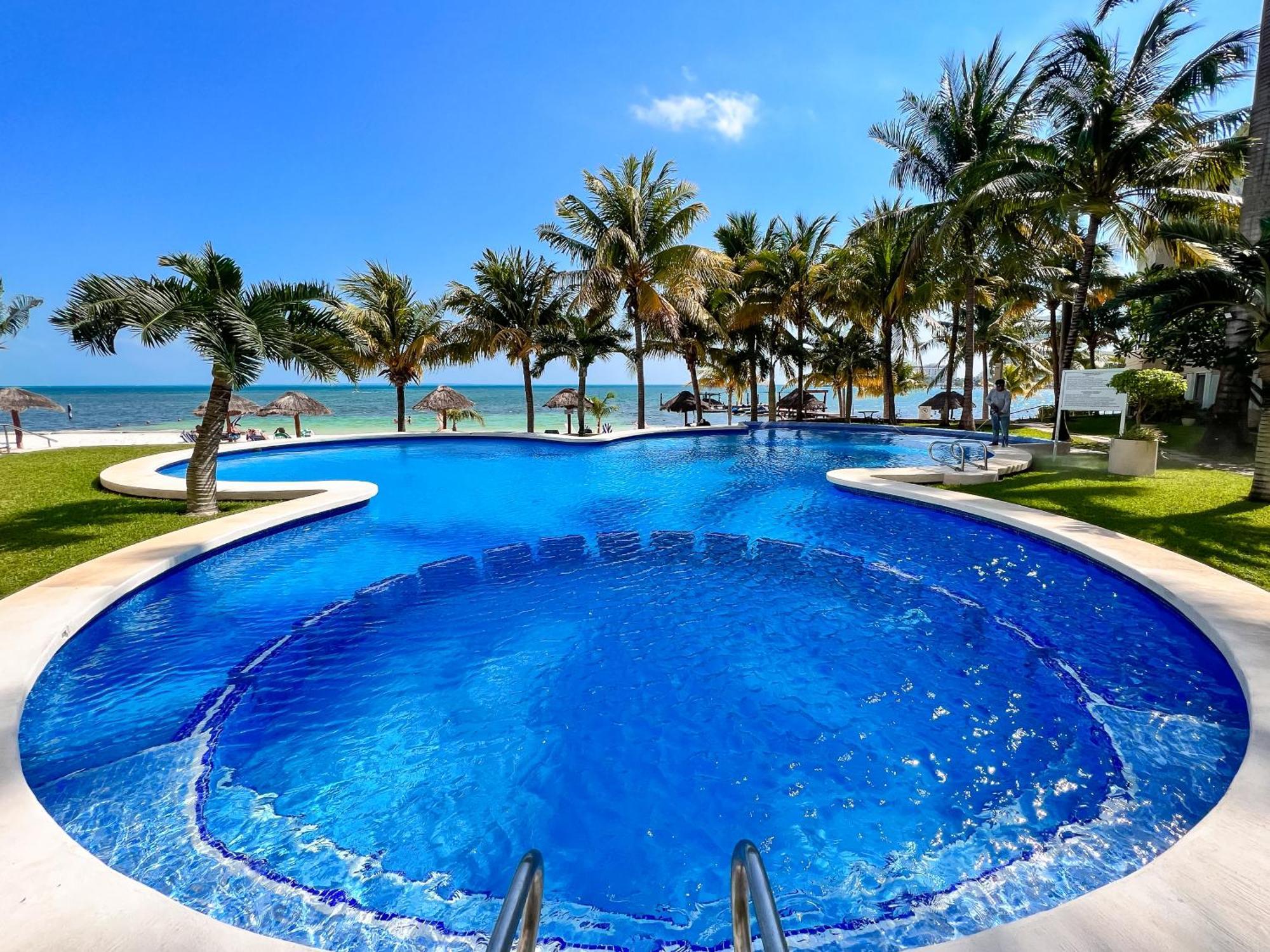 Bello Mar De Cancun, Beautiful 2Br 2Ba Condo Overlooking Beach Spectacular View! Exterior photo